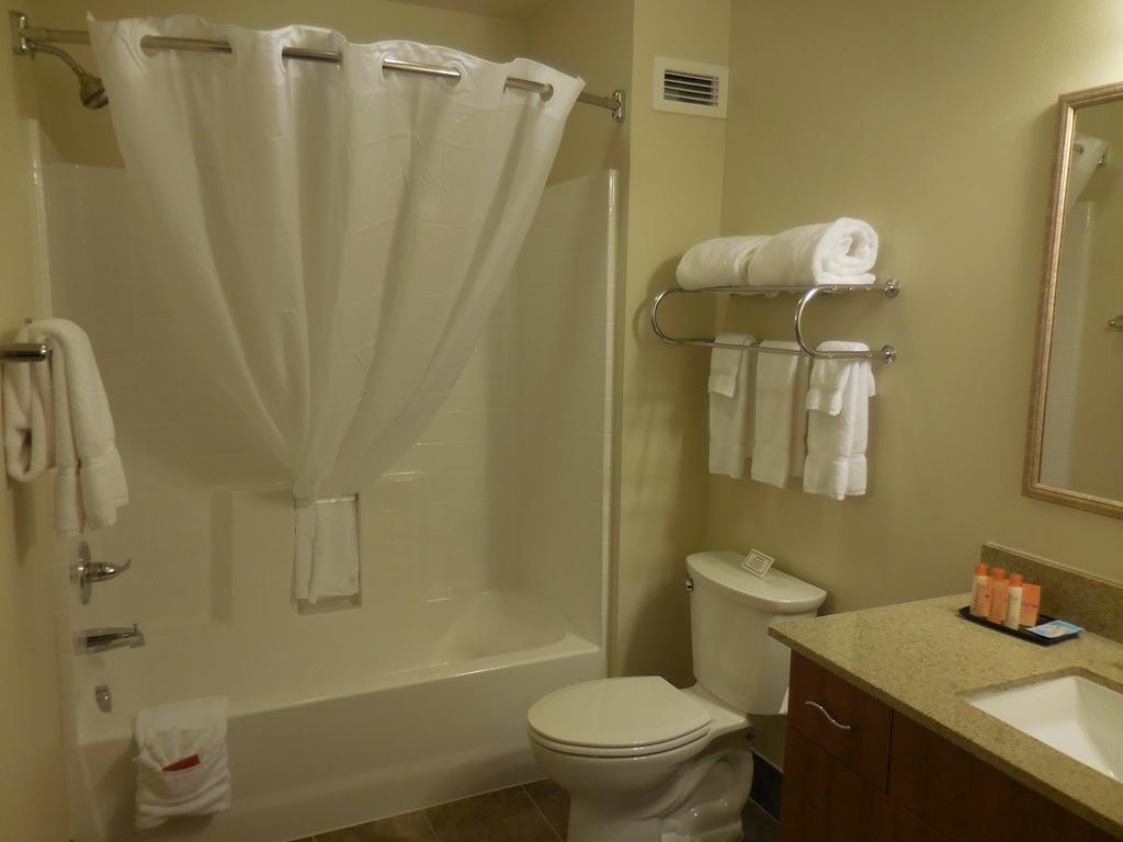 Ledgestone Hotel Vernal Rum bild
